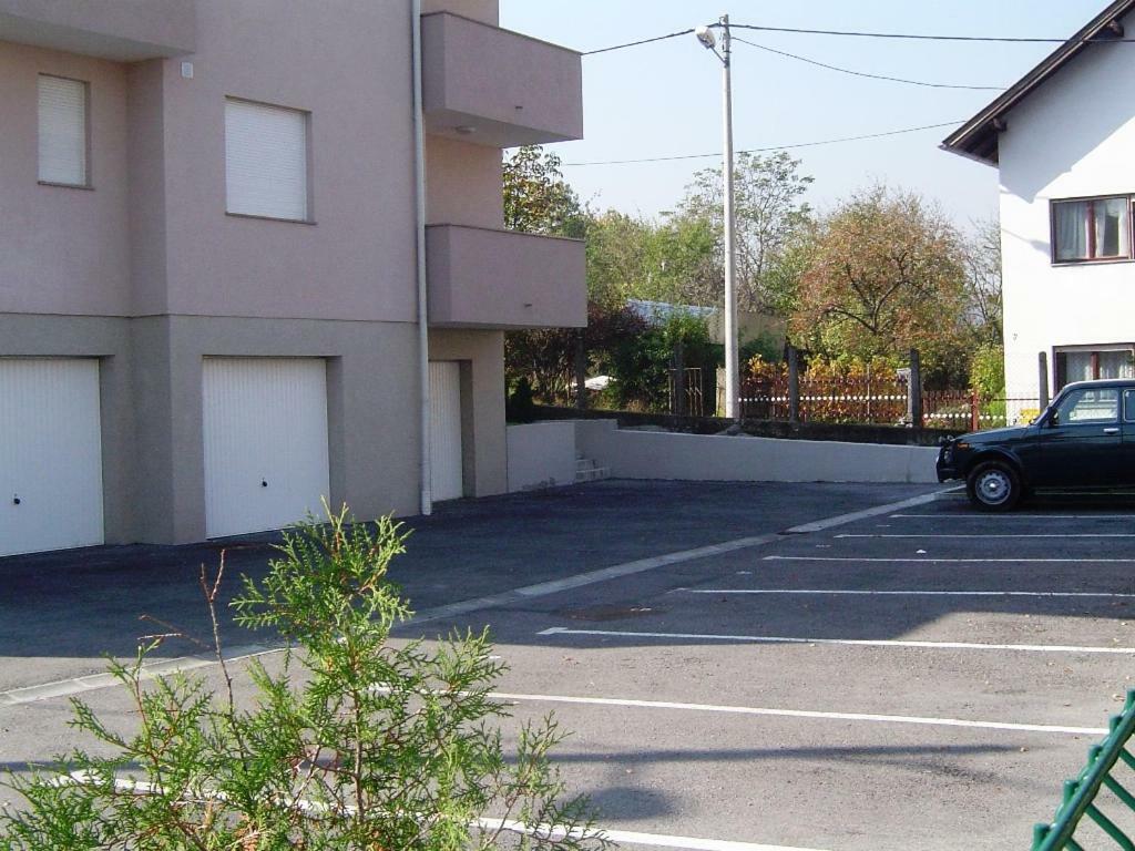 Apartmani Almica Zagreb Exterior foto
